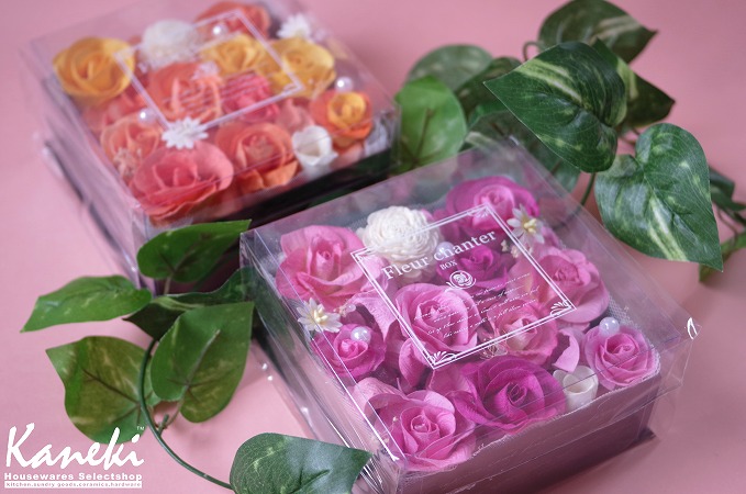 豪華なローズフレグランスBOX入荷しました〜♪